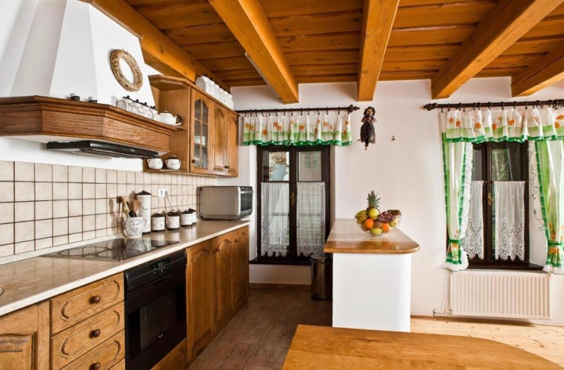 Vip Miku Apartman 2 Mikulov Esterno foto